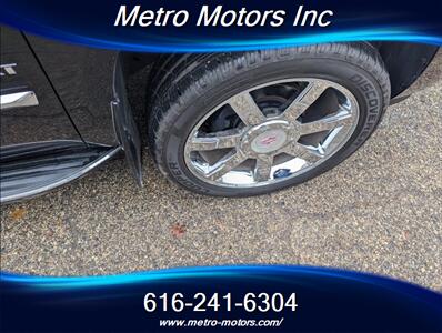 2012 Cadillac Escalade EXT Luxury - Photo 10 - Grand Rapids, MI 49548