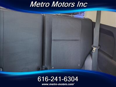 2011 Toyota FJ Cruiser   - Photo 11 - Grand Rapids, MI 49548