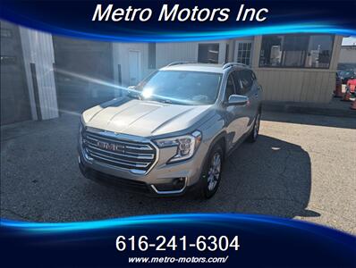 2023 GMC Terrain SLT   - Photo 3 - Grand Rapids, MI 49548
