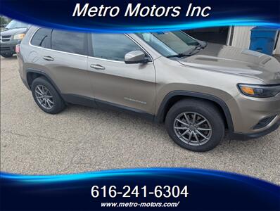 2019 Jeep Cherokee Latitude Plus   - Photo 1 - Grand Rapids, MI 49548