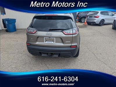 2019 Jeep Cherokee Latitude Plus   - Photo 3 - Grand Rapids, MI 49548