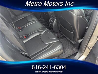 2019 Jeep Cherokee Latitude Plus   - Photo 13 - Grand Rapids, MI 49548