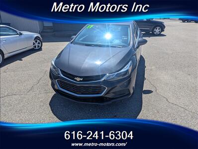 2017 Chevrolet Cruze LT Auto   - Photo 3 - Grand Rapids, MI 49548