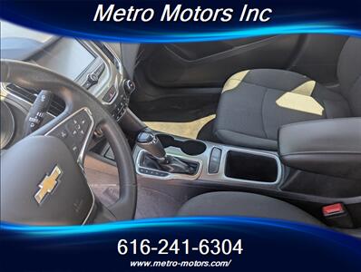 2017 Chevrolet Cruze LT Auto   - Photo 9 - Grand Rapids, MI 49548