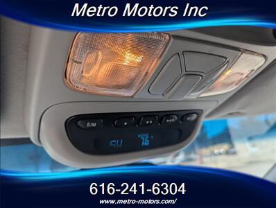 2004 Toyota Sienna CE 7 Passenger - Photo 13 - Grand Rapids, MI 49548