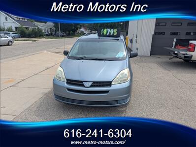 2004 Toyota Sienna CE 7 Passenger - Photo 3 - Grand Rapids, MI 49548