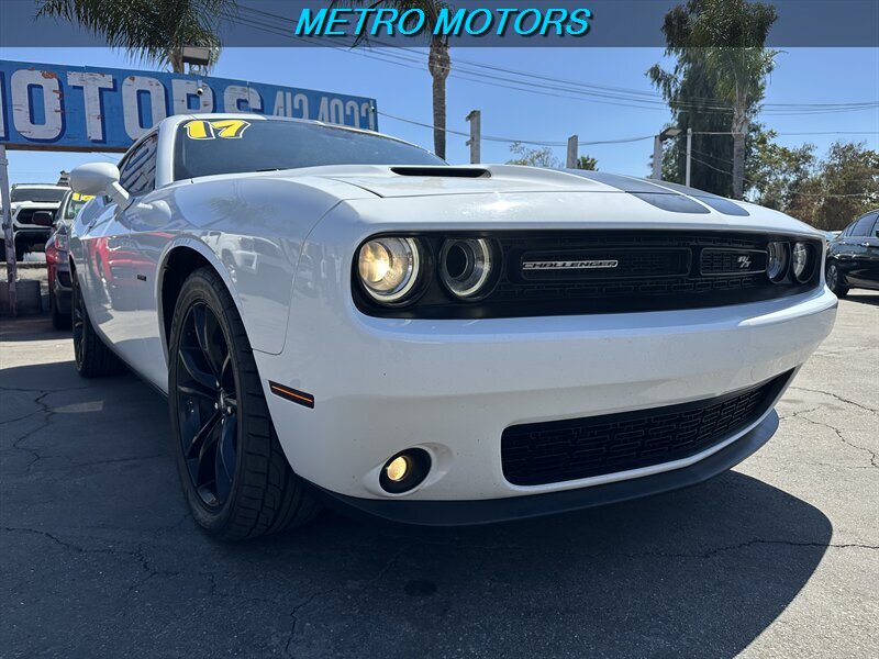 2017 Dodge Challenger R/T  