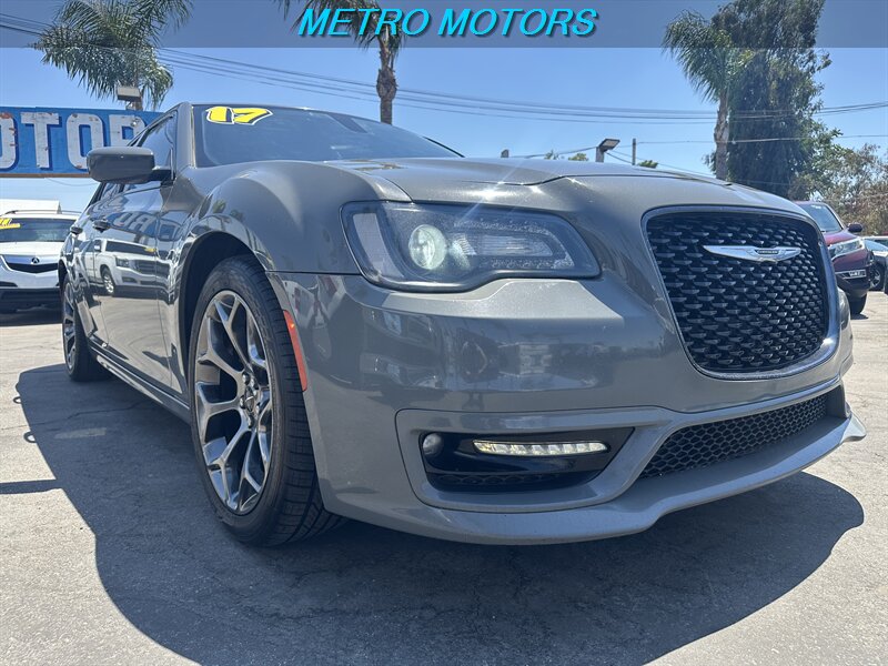 2017 Chrysler 300 Series S  