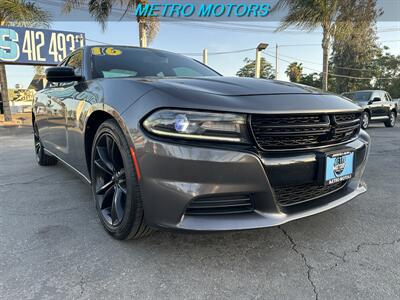 2016 Dodge Charger SE Sedan