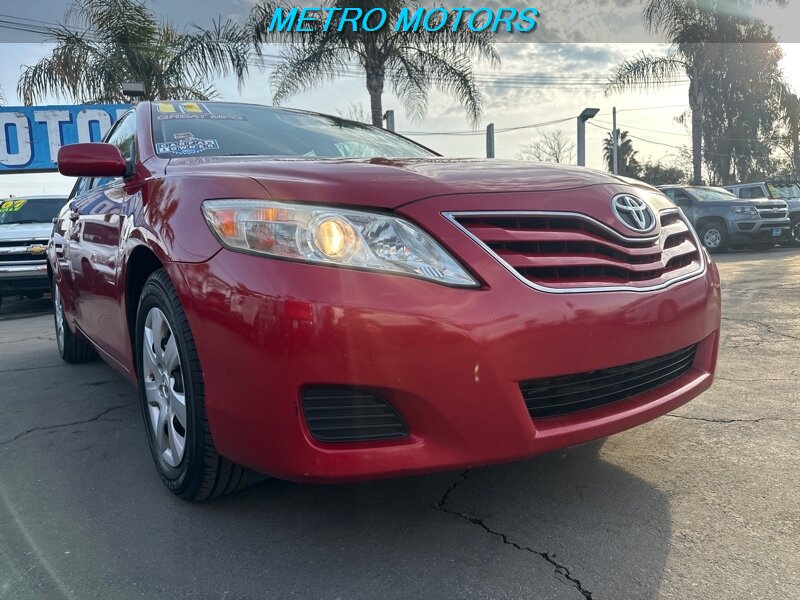 2011 Toyota Camry LE  