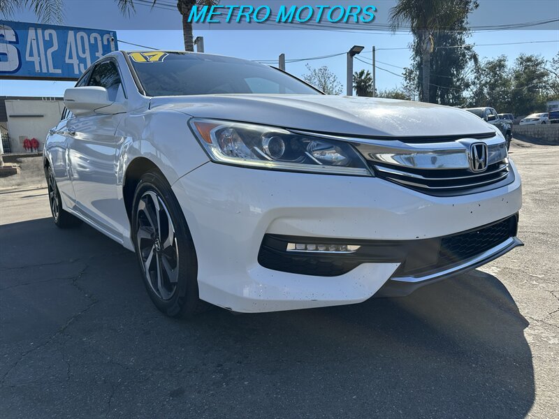 2017 Honda Accord EX-L w/Navi w/Honda Sensing  
