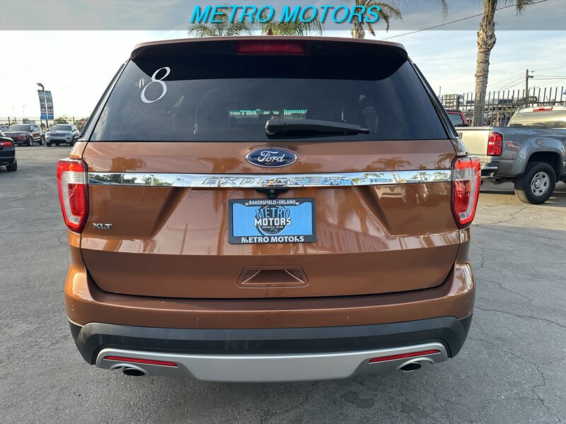 2017 Ford Explorer XLT - Photo 7