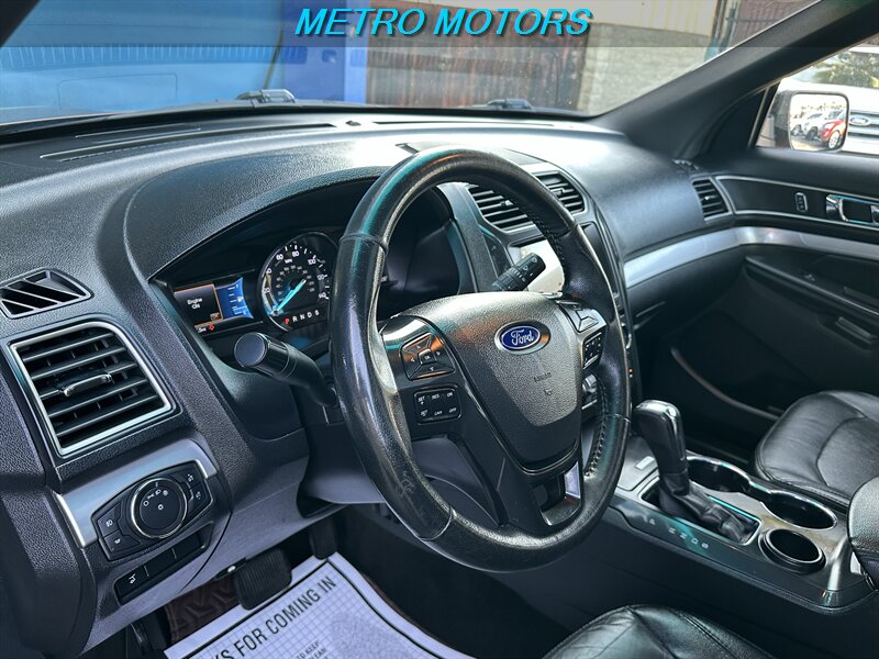 2017 Ford Explorer XLT - Photo 11