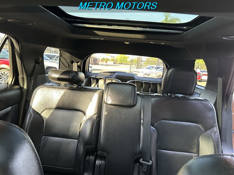 2017 Ford Explorer XLT - Photo 16