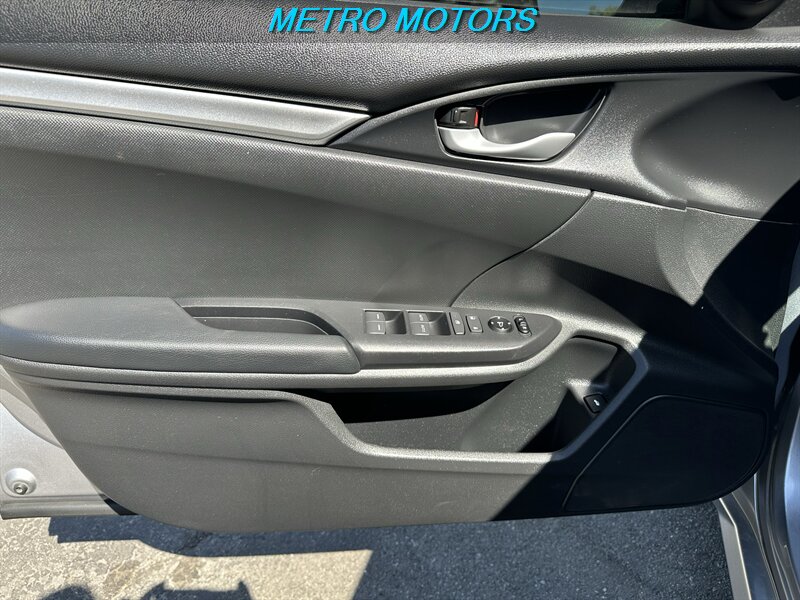 2019 Honda Civic Sport - Photo 15