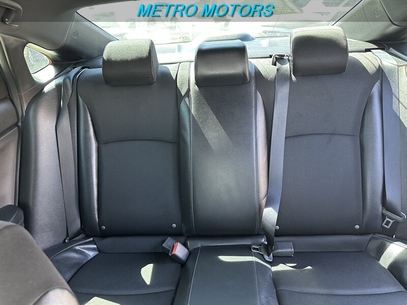 2019 Honda Civic Sport - Photo 14