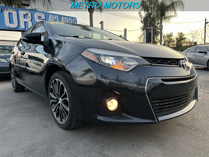 2016 Toyota Corolla S  