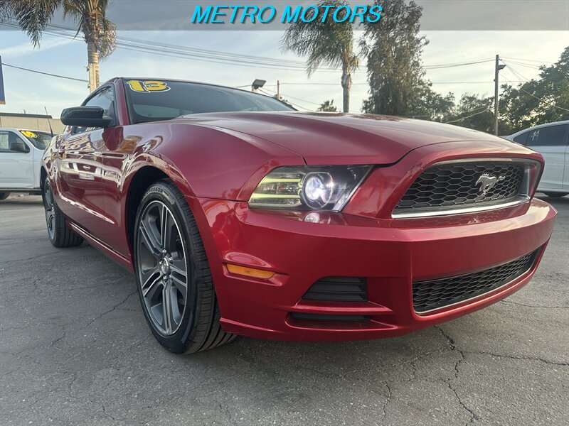 2013 Ford Mustang V6's photo