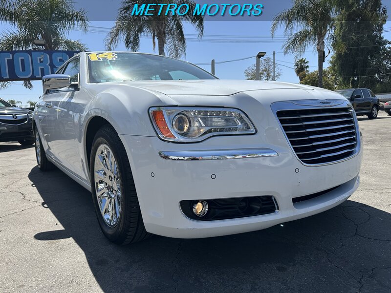 2014 Chrysler 300C  