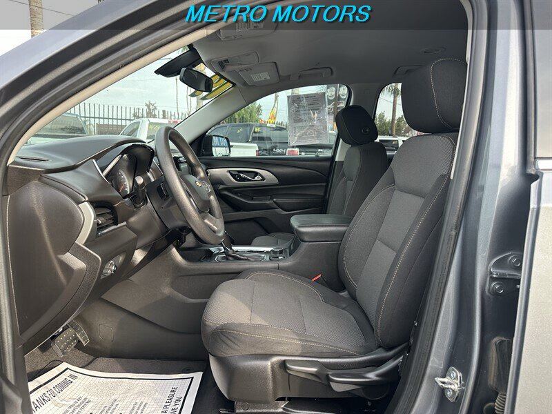 2019 Chevrolet Traverse LS - Photo 11