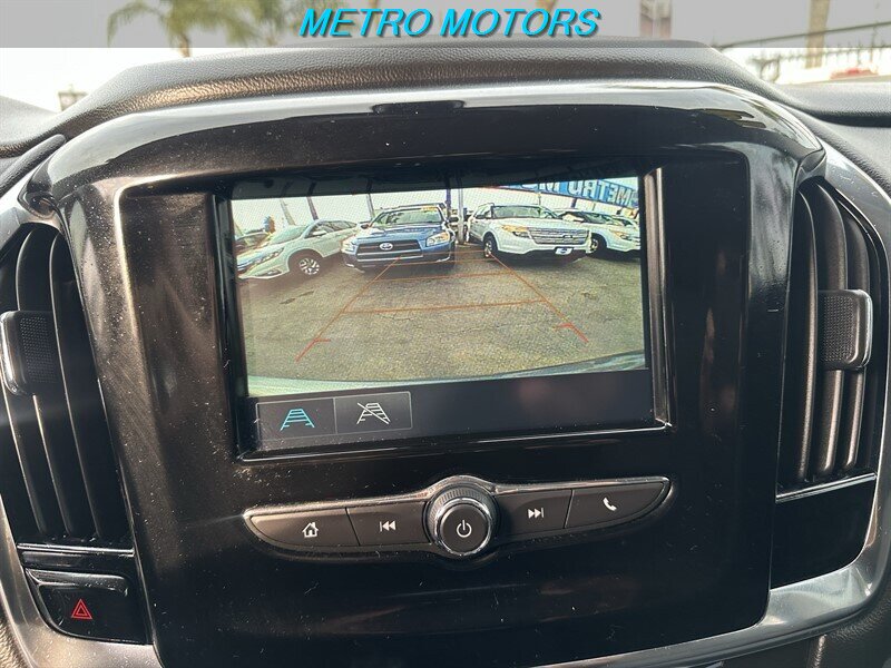 2019 Chevrolet Traverse LS - Photo 9