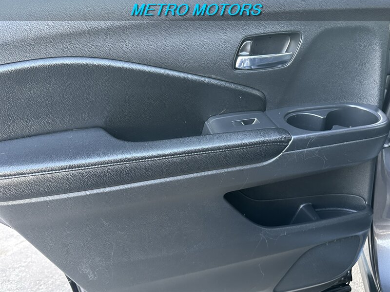 2016 Honda Pilot EX-L - Photo 19