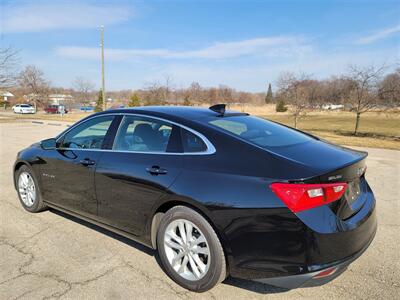 2016 Chevrolet Malibu LT   - Photo 7 - Elgin, IL 60120