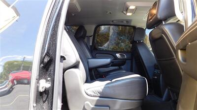 2013 Cadillac Escalade ESV Platinum Edition   - Photo 19 - Elgin, IL 60120