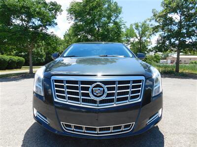 2015 Cadillac XTS Luxury   - Photo 2 - Elgin, IL 60120