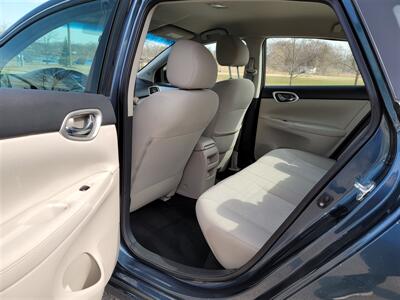 2015 Nissan Sentra S   - Photo 10 - Elgin, IL 60120