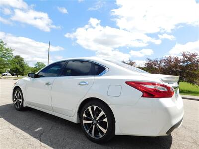 2016 Nissan Altima 3.5 SL   - Photo 7 - Elgin, IL 60120