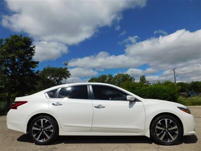 2016 Nissan Altima 3.5 SL   - Photo 4 - Elgin, IL 60120