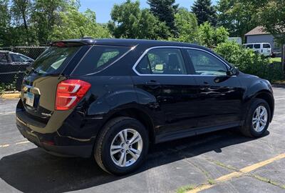 2017 Chevrolet Equinox LS   - Photo 12 - Elgin, IL 60120