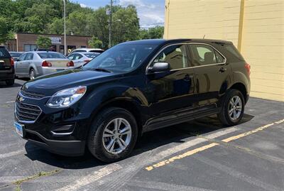 2017 Chevrolet Equinox LS   - Photo 1 - Elgin, IL 60120