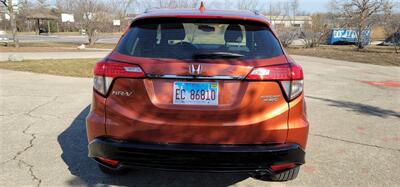 2019 Honda HR-V Sport   - Photo 6 - Elgin, IL 60120