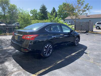 2016 Nissan Sentra S   - Photo 5 - Elgin, IL 60120