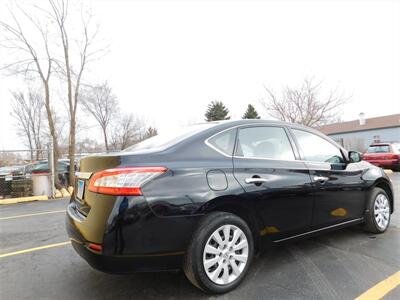 2015 Nissan Sentra S   - Photo 5 - Elgin, IL 60120