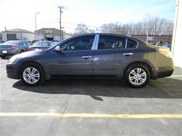 2010 Nissan Altima 2.5 SL   - Photo 7 - Elgin, IL 60120