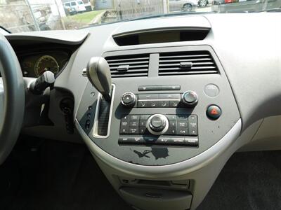 2008 Nissan Quest 3.5 S   - Photo 13 - Elgin, IL 60120