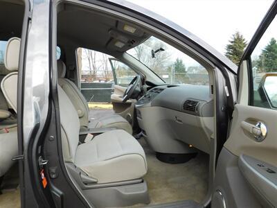 2008 Nissan Quest 3.5 S   - Photo 24 - Elgin, IL 60120