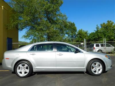 2012 Chevrolet Malibu LS   - Photo 4 - Elgin, IL 60120