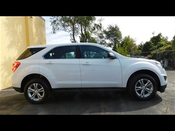 2016 Chevrolet Equinox LS   - Photo 3 - Elgin, IL 60120