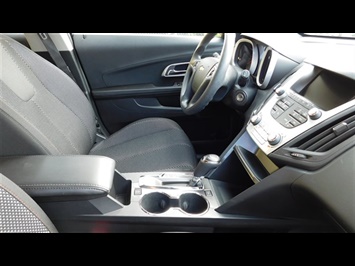 2016 Chevrolet Equinox LS   - Photo 14 - Elgin, IL 60120