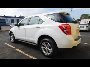 2016 Chevrolet Equinox LS   - Photo 7 - Elgin, IL 60120