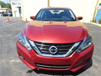 2016 Nissan Altima 2.5 SR   - Photo 2 - Elgin, IL 60120