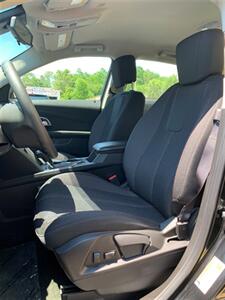 2017 Chevrolet Equinox LS   - Photo 15 - Elgin, IL 60120