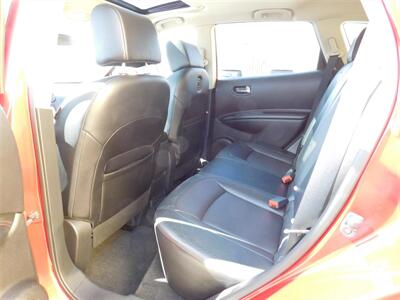 2012 Nissan Rogue SV w/SL Package   - Photo 13 - Elgin, IL 60120