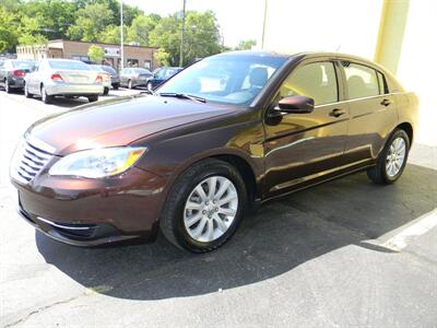 2012 Chrysler 200 Touring   - Photo 7 - Elgin, IL 60120