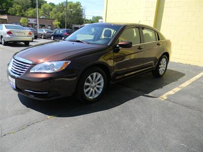 2012 Chrysler 200 Touring   - Photo 1 - Elgin, IL 60120