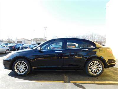 2012 Chrysler 200 Limited   - Photo 8 - Elgin, IL 60120